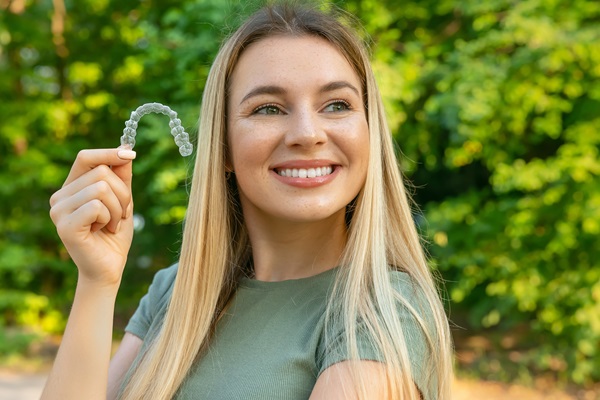 Factors That May Affect The Invisalign Cost For Teeth Straightening